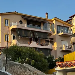 Emilios House Appartement