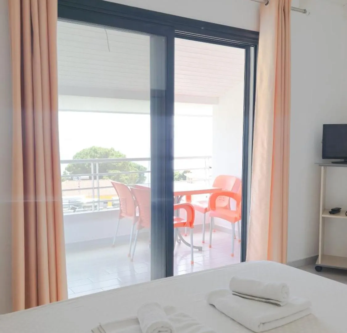 Azure Studios Apartments Dhermi