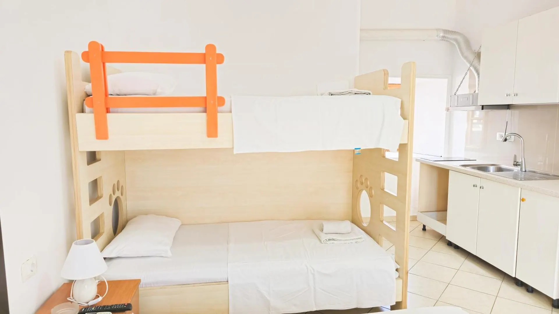 Azure Studios Apartments Dhermi