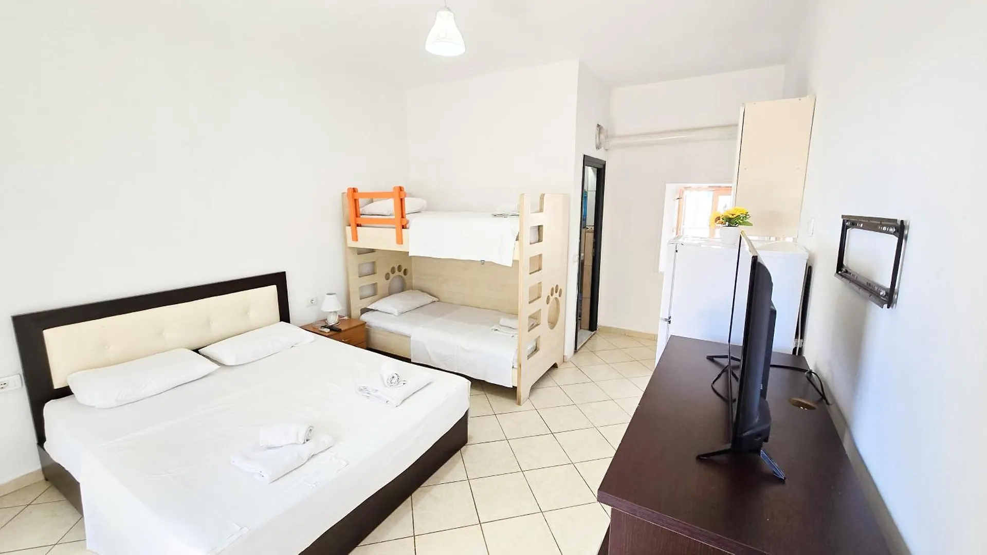 Azure Studios Apartments Dhermi