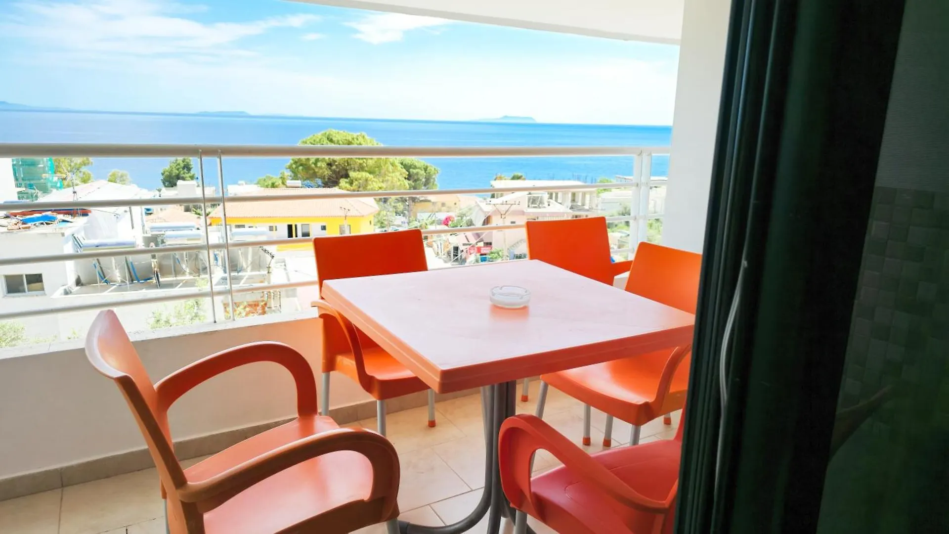 Azure Studios Apartments Dhermi Albania