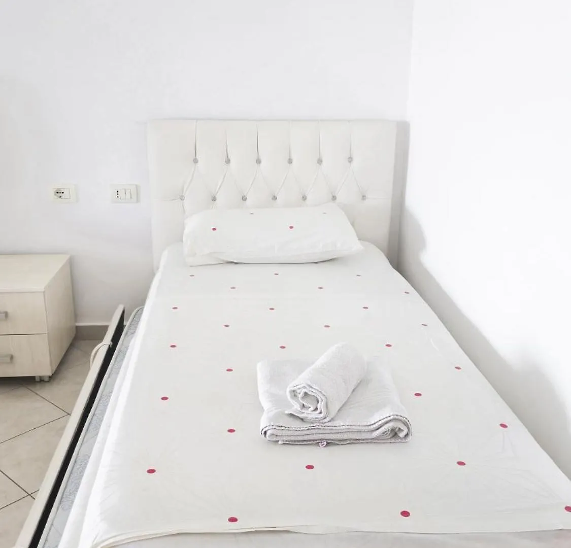 Azure Studios Apartments Dhermi Albania