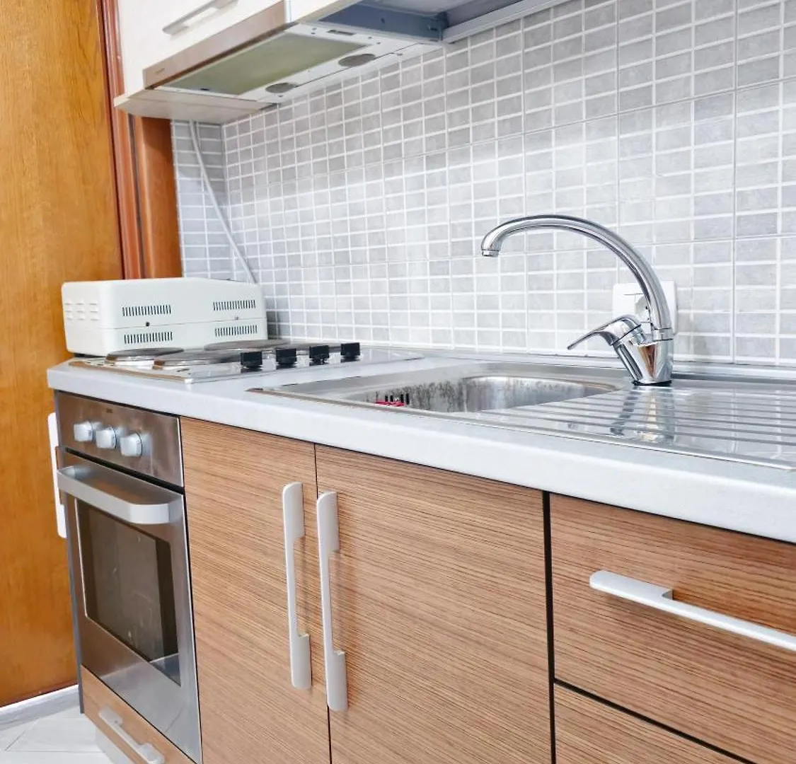 Azure Studios Apartments Dhermi