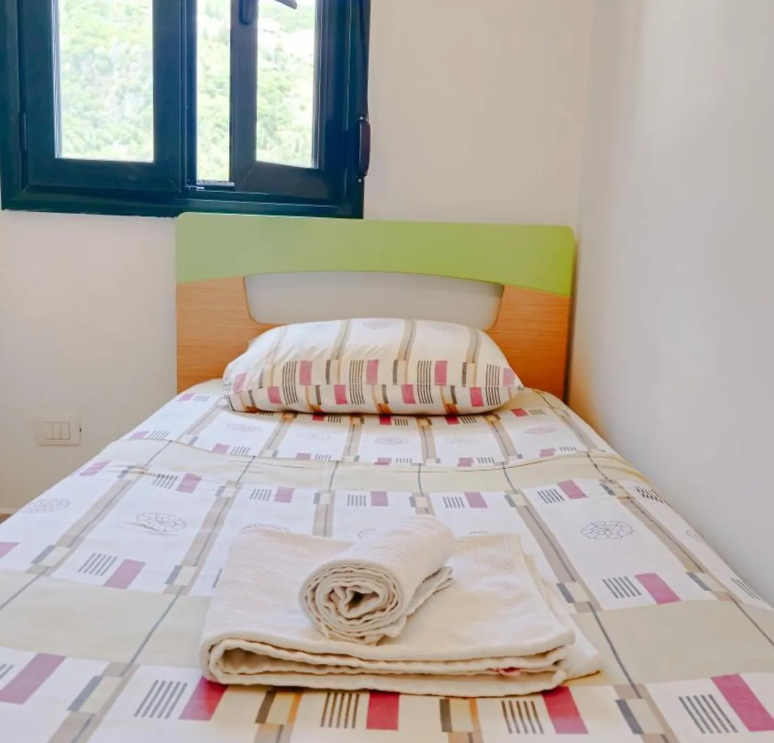 Azure Studios Apartments Dhermi 0*,  Albania
