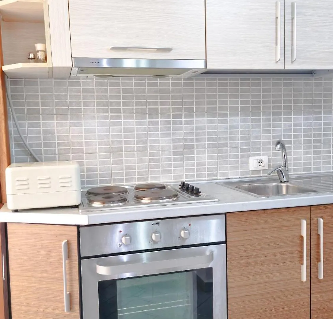 Azure Studios Apartments Dhermi